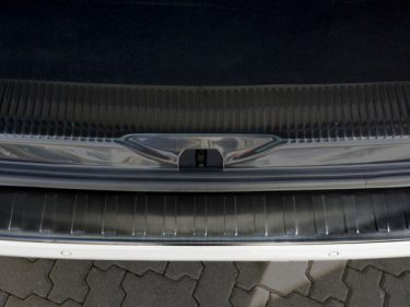 VW T6 (viengubos galinės durys) 2015- buferio juosta